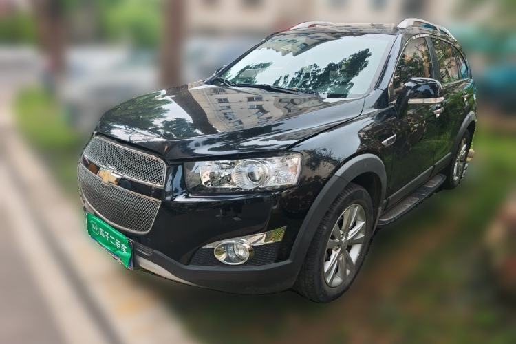 Used Chevrolet Captiva 2014 2.4L 4x4 Flagship Edition 7 Seats