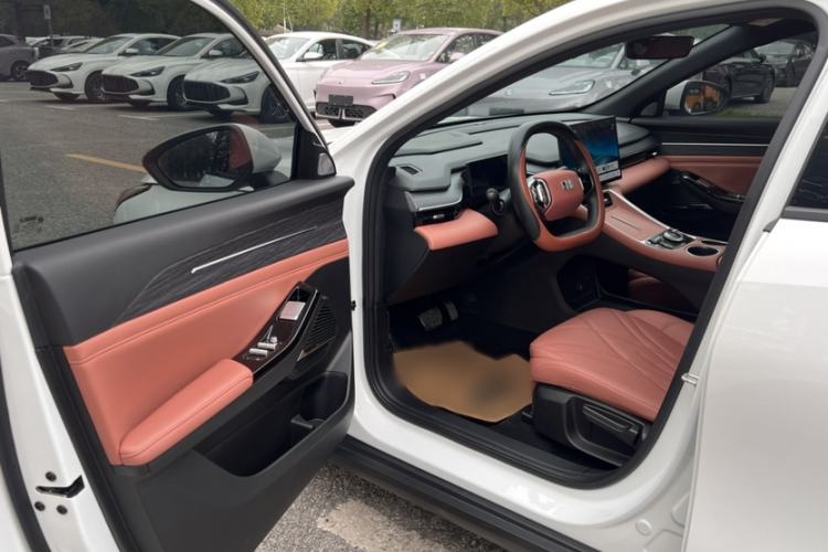 Used Geely Galaxy L6 2025 EM-i 60km Launch Edition
