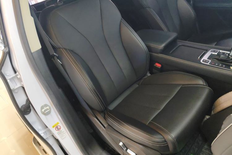 Used BYD Tang 2019 2.0T Automatic SmartConnect Luxury 7-Seater China VI Standard
