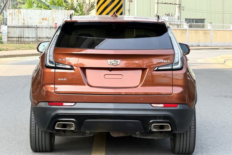 Used Cadillac XT4 2018 28T 4x4 Platinum Sport Edition
