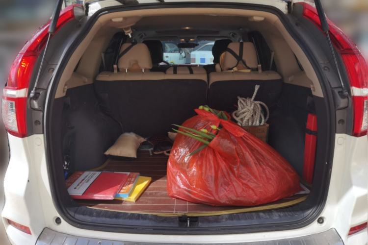 Used Honda CR-V 2015 2.0L two-wheel drive Fashion Edition Trunk