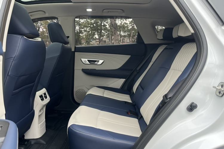 Used Dongfeng Aeolus Huge 2022 Mach Power 1.5T Dare-Enjoy Edition · Smart
