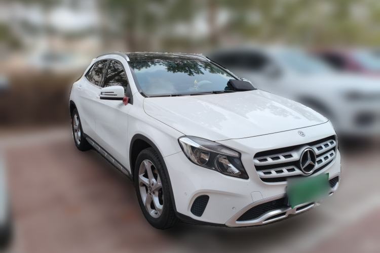 Used Mercedes-Benz GLA 2019 GLA 200 Dynamic Edition Front Right 45 Deg
