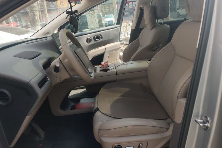 Used Li Auto Li Auto i8 2025 Model Standard Version