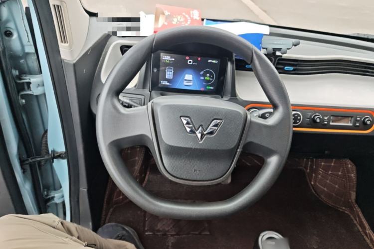 Used Wuling Hongguang MINIEV 2020 Freedom Version Lithium Iron Phosphate Steering Wheel