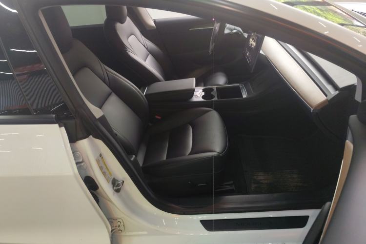 Used Tesla Model 3 2022 Rear-Wheel-Drive Version Right Front Seat