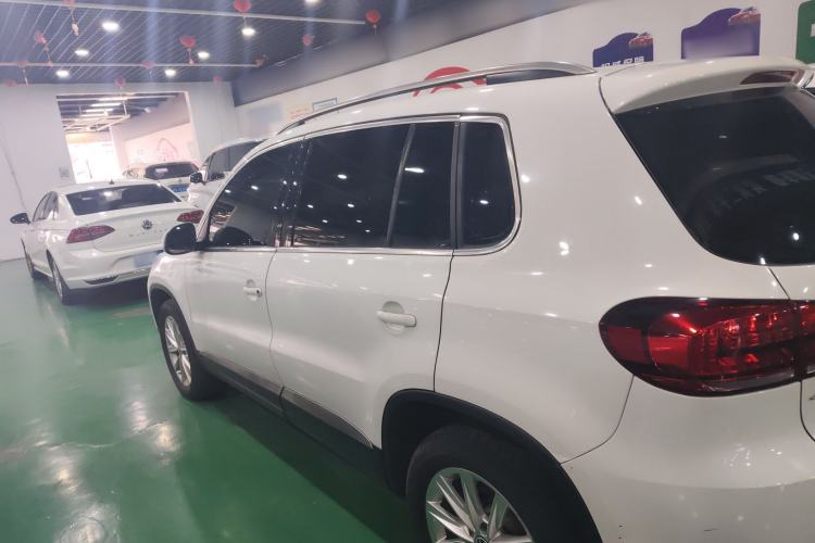 Used Volkswagen Tiguan L 2016 280TSI Automatic Two-Wheel-Drive Silk Road Style Edition
