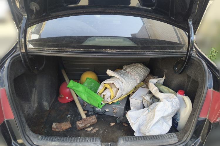 Used Volkswagen Santana 2015 1.6L Manual Comfort Edition Trunk