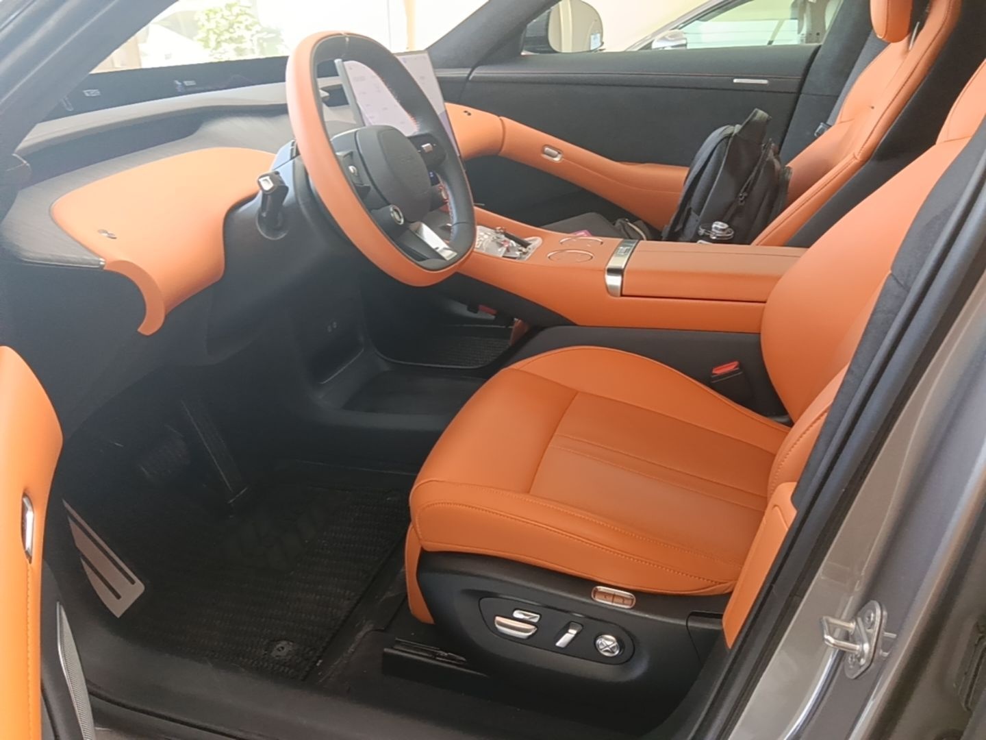 Xiaomi Auto YU7 2025 Ultra-Long Range High-Performance All-Wheel-Drive Max Edition — снимка 17