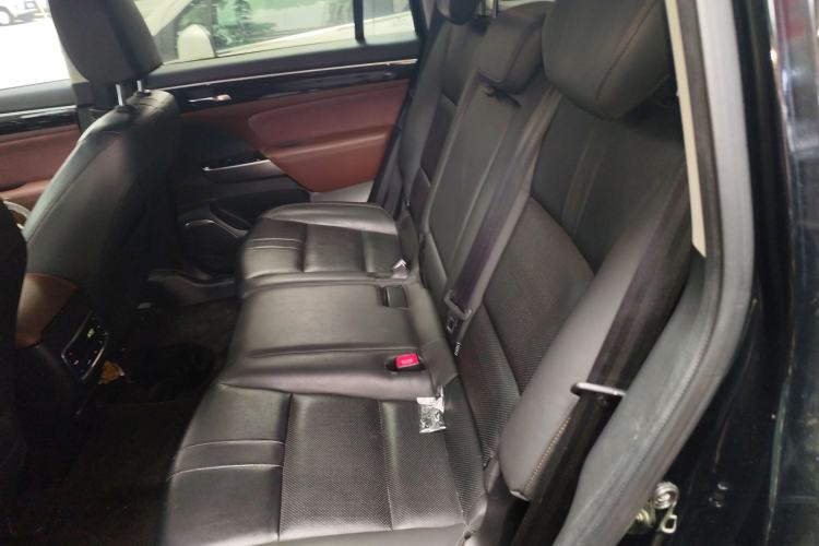 Used GAC Trumpchi GS8 2017 320T Two-Wheel Drive Luxury Smart Connectivity Version (7 Seats)