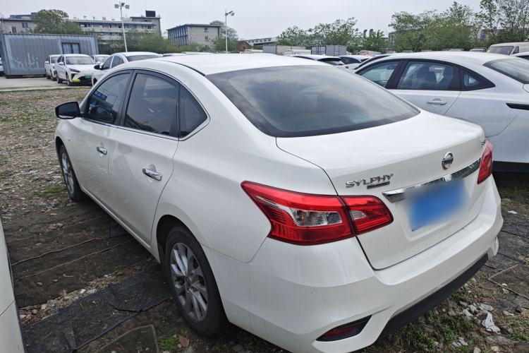 Used Nissan Sylphy 2021 Classic 1.6XL CVT Luxury Edition Rear Left 45 Deg