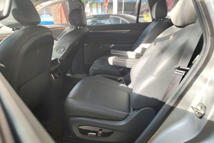 Used Dongfeng eπ eπ008 2024 210Max Range-Extended Version 6 Seats