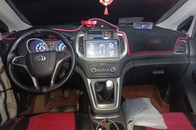 Used CHANGAN KAICHENG Ruixing S50 2017 1.5T Manual Comfort Model 6MT China V Standard Center Console