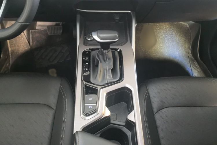 Used Geely Auto Emgrand 2022 4th Generation 1.5L CVT Luxury Model
