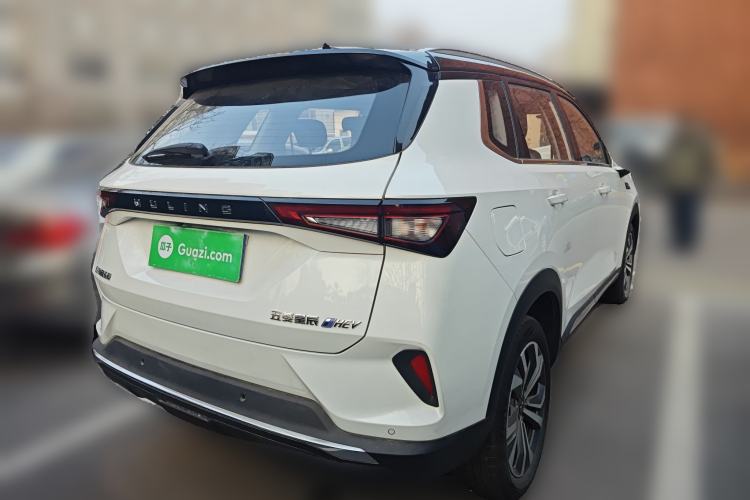 Used Wuling Asta 2022 2.0L DHT Electric-Speed Version