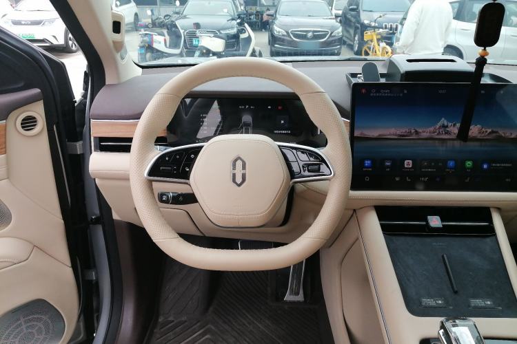 Used Hima AITO M7 2024 1.5T Intelligent Driving 4WD Max Edition 5 Seats
