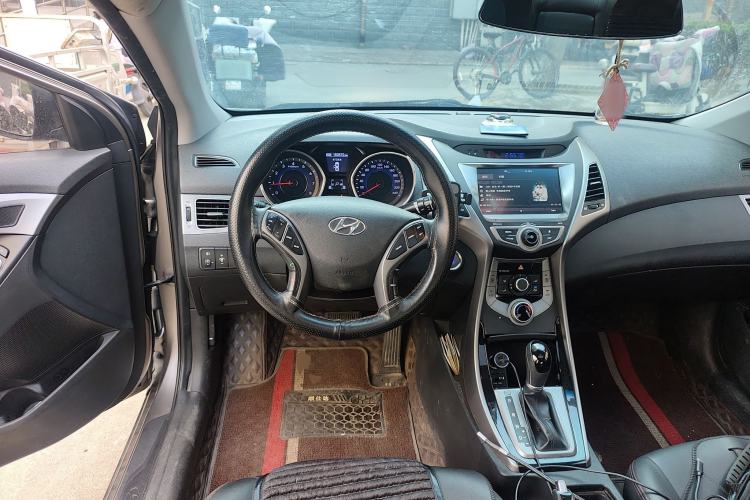 Used Hyundai Elantra (5th Generation / Langdong) 2016 1.6L Automatic Prestige Model
