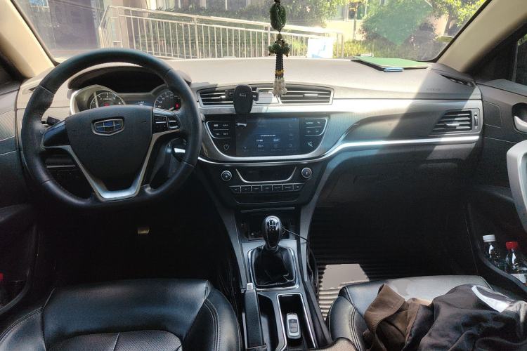 Used Geely Auto Emgrand 2017 Sedan Million Edition 1.5L Manual - Upward Version
