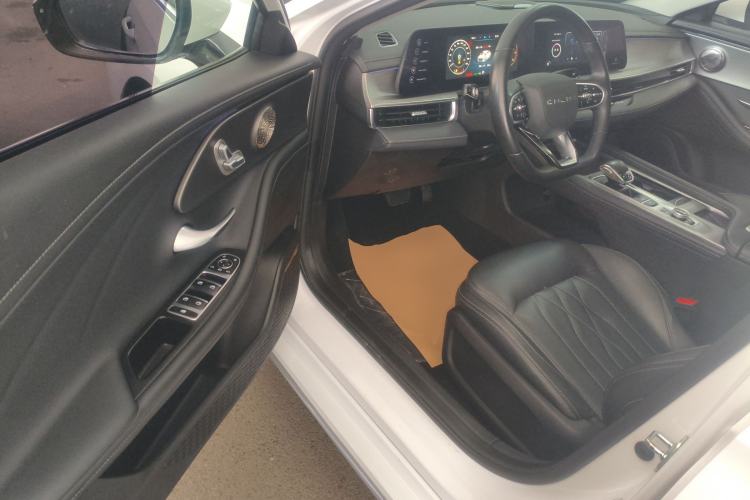 Used Chery Arrizo 8 2022 1.6T DCT Elite Driver Seat