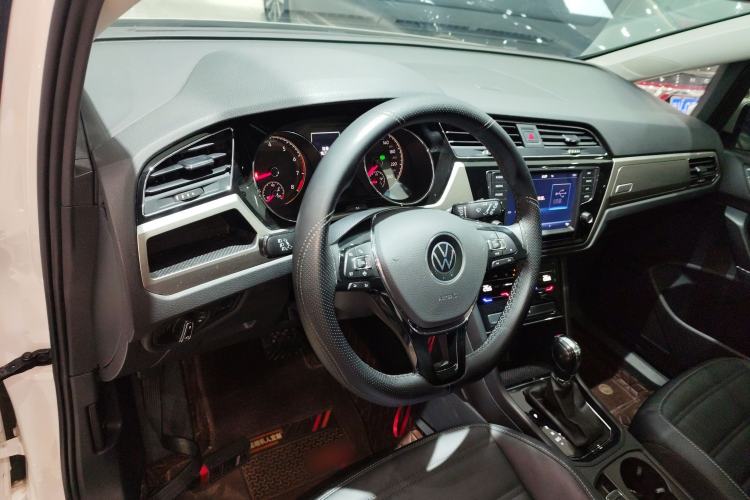 Used Volkswagen Touran 2021 Touran L 280TSI DSG Comfort Edition 7 Seats