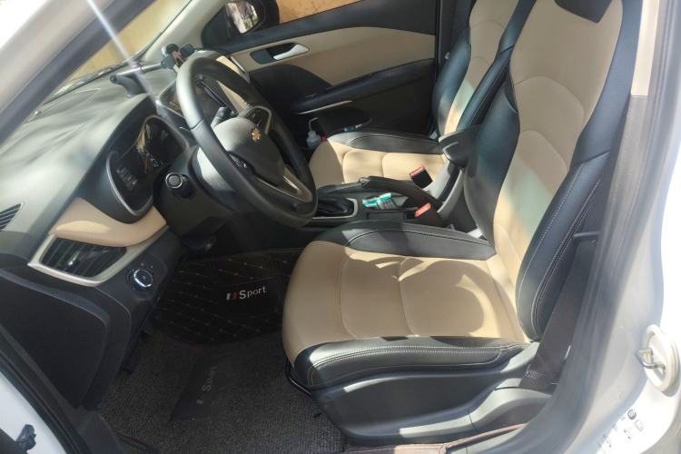 Used Chevrolet Monza 2021 320 Automatic Enjoyment Sunroof Edition Left Front Seat