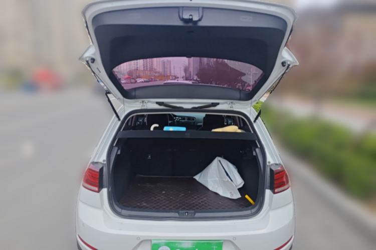 Used Volkswagen Golf 2018 1.6L Automatic Comfort Model
