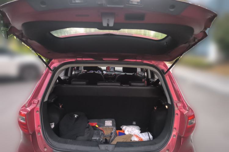 Used BAIC Senova X25 2015 1.5L manual Comfort trim level Trunk