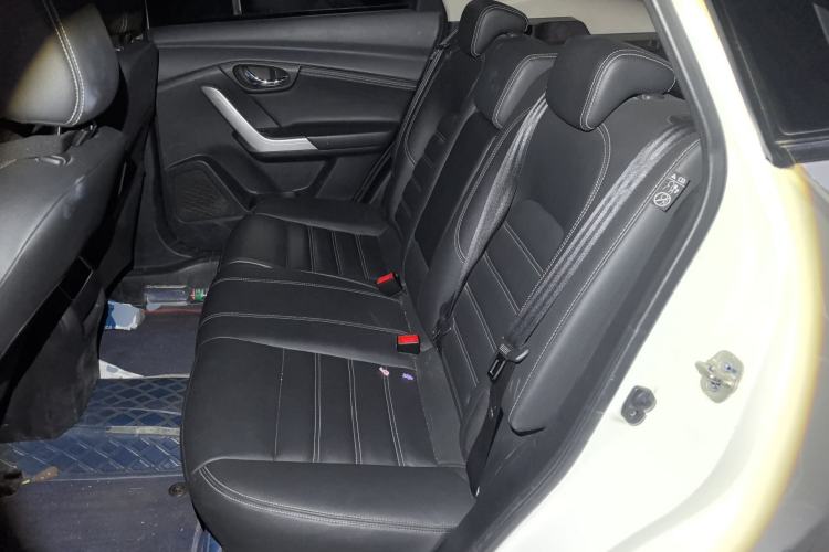 Used Venucia T90 2020 2.0L CVT Smart Connect & Smooth Drive Edition Left Rear Seat