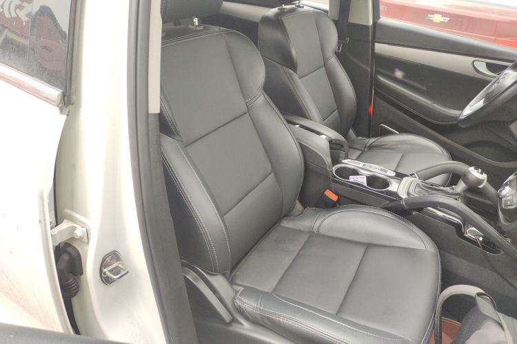 Used Zotye SR7 2016 1.5T CVT Cube Road Edition China V Standard