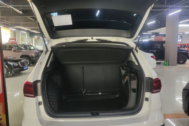 Used Volkswagen Tharu 2019 280TSI Two-Wheel Drive Trend Edition China VI Standard
