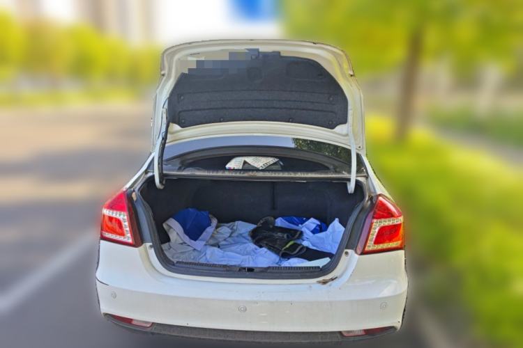 Used Geely Auto Diamond 2016 1.5L Manual Elite Edition