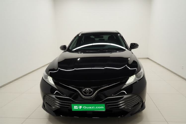 Used Toyota Camry 2018 2.0G Luxury Edition
