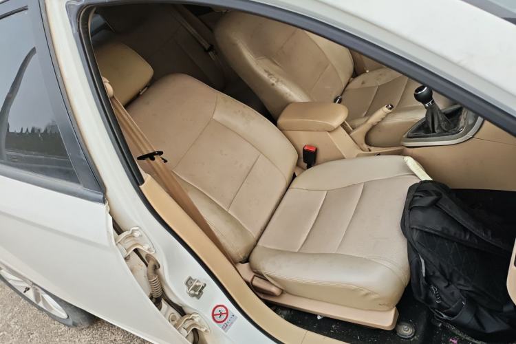 Used Brilliance H330 2013 1.5L Manual Comfort Model
