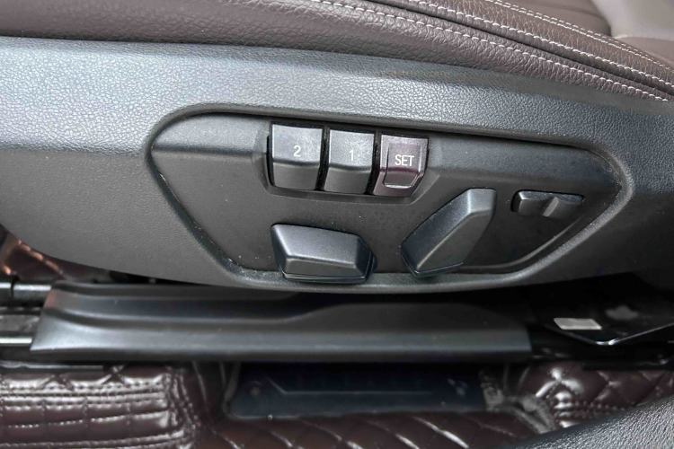 Used BMW X1 2018 xDrive20Li Luxury Edition
