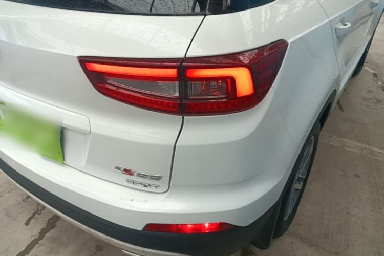 Used CHANGAN CS55 2018 1.5T Automatic Colorful Edition China V Standard