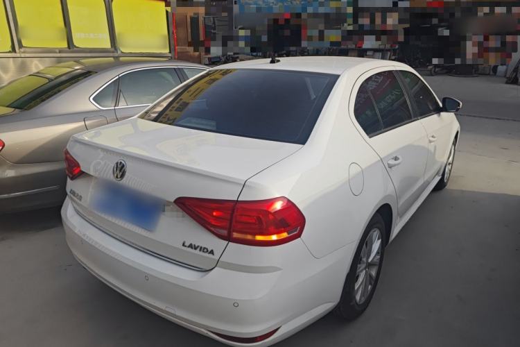 Used Volkswagen Lavida 2015 1.6L Automatic Comfort Edition