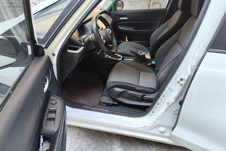 Used Honda Fit 2021 1.5L CVT Trend Edition Interior 3