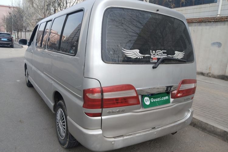 Used Jinbei Grace 2015 2.0L Classic Edition Standard Model Long Wheelbase 7/9 Seats
