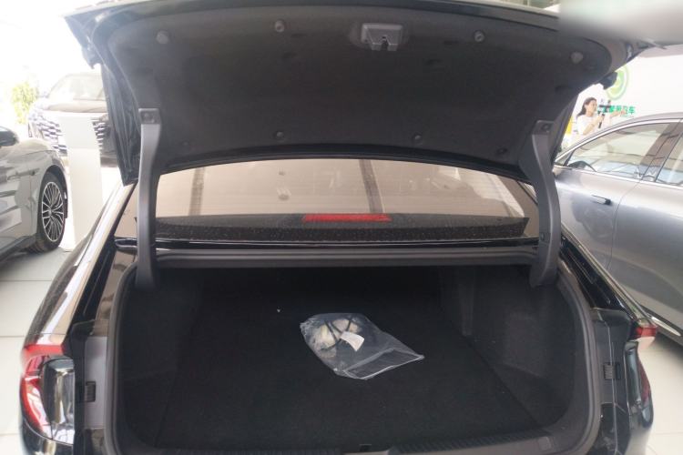 Used Wuling Xingguang 2024 Co-Creation Edition 510 Advanced Model
