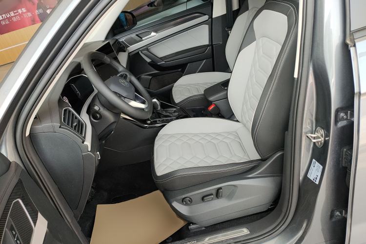 Used Volkswagen Tayron 2023 300TSI Two-Wheel-Drive Luxury Plus Advanced Edition Left Front Seat