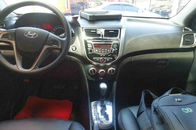 Used Hyundai Verna Ray 2014 1.6L Automatic TOP
