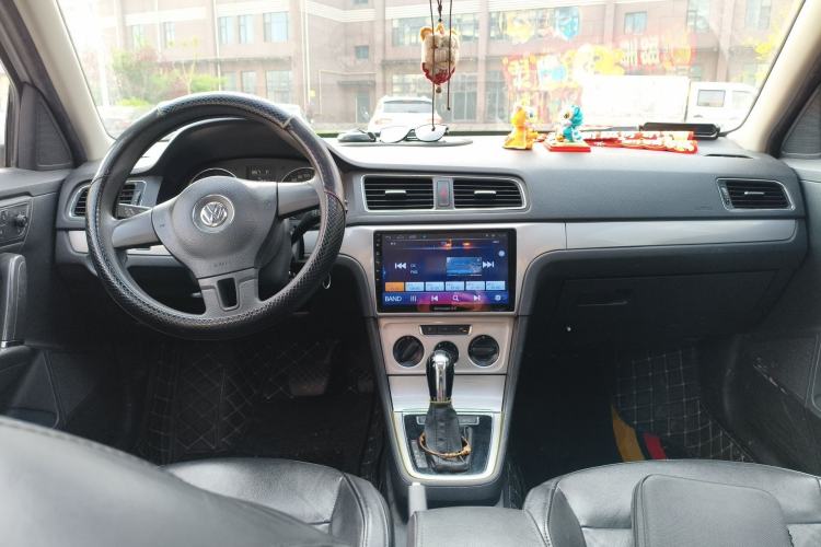 Used Volkswagen Gran Lavida 2013 1.4 TSI Automatic Comfort Model
