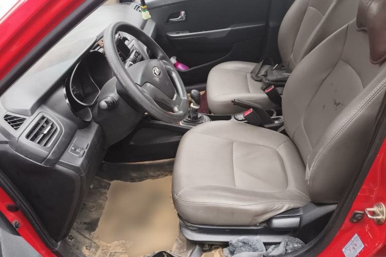 Used Kia K2 2015 Sedan 1.4L MT GLS