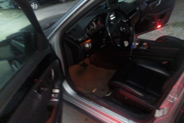 Used Mercedes-Benz E-Class 2013 E 260 L CGI Stylish Model
