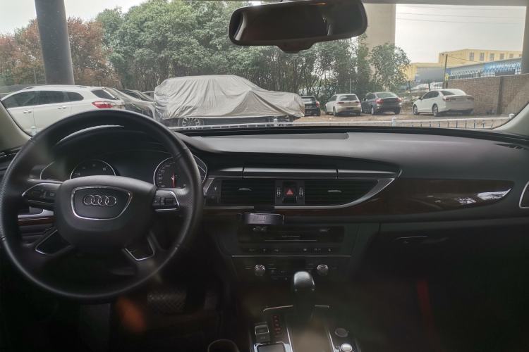 Used Audi A6L 2016 30 FSI Comfort Version Interior 3