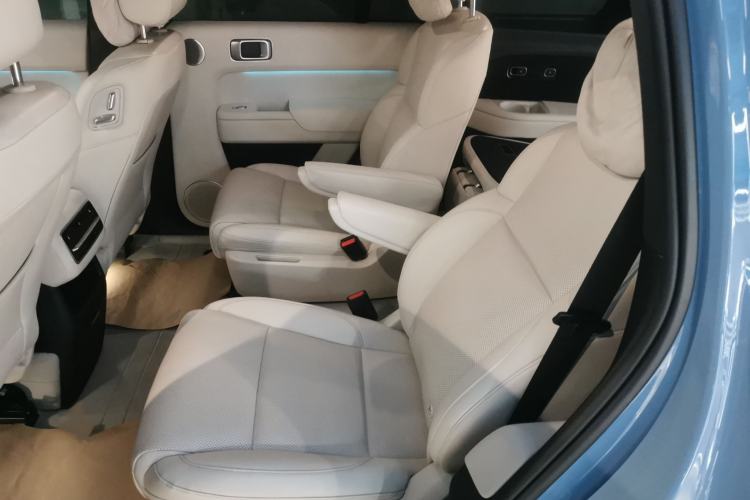 Used Li Auto L8 2023 Pro Model