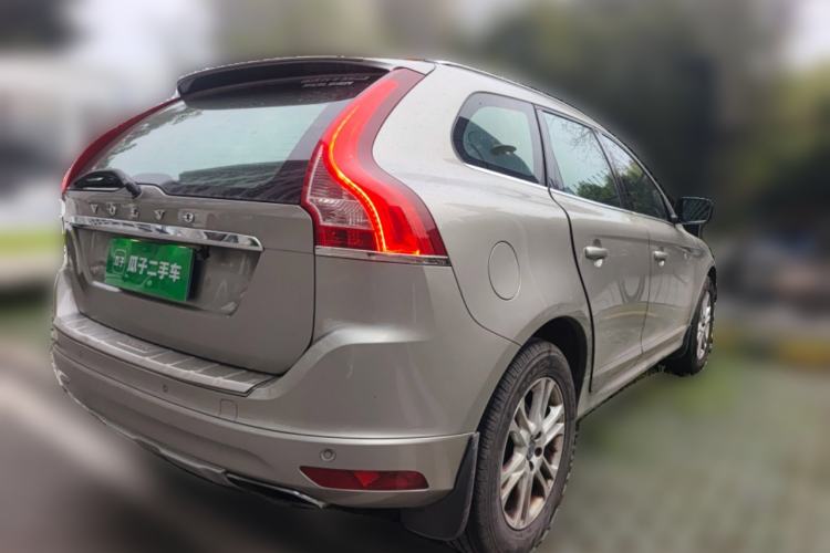 Used Volvo XC60 2016 T5 Smart Upgrade Model Rear Right 45 Deg