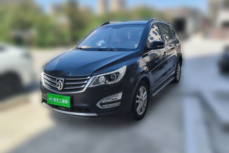 Used Baojun 560 2015 1.8L Manual Elite Edition Guazi used car, China used car export, Used car for sale, Used cars, Cheapest cars for sale