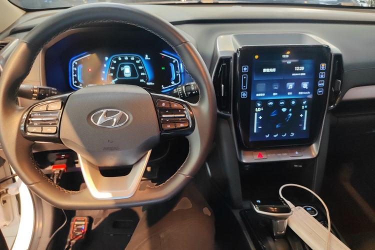 Used Hyundai ix35 2021 2.0L Automatic 2WD GLS Leading Edition Center Console