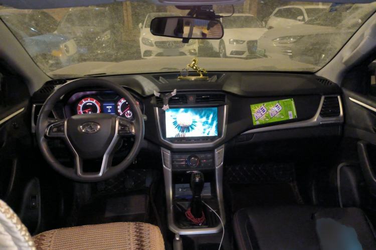 Used SAIC MAXUS T60 2019 2.4L Gasoline Manual Two-Wheel-Drive High-Ride Pioneer Edition Standard Cab